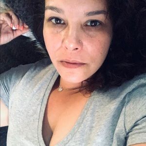 Meet your Posher, Michele